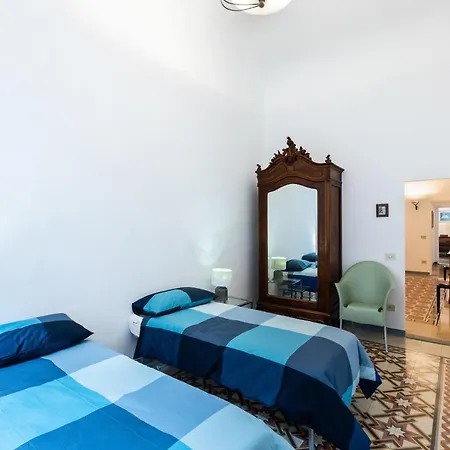 Guelfa Classic And Elegant Apartment Florenz